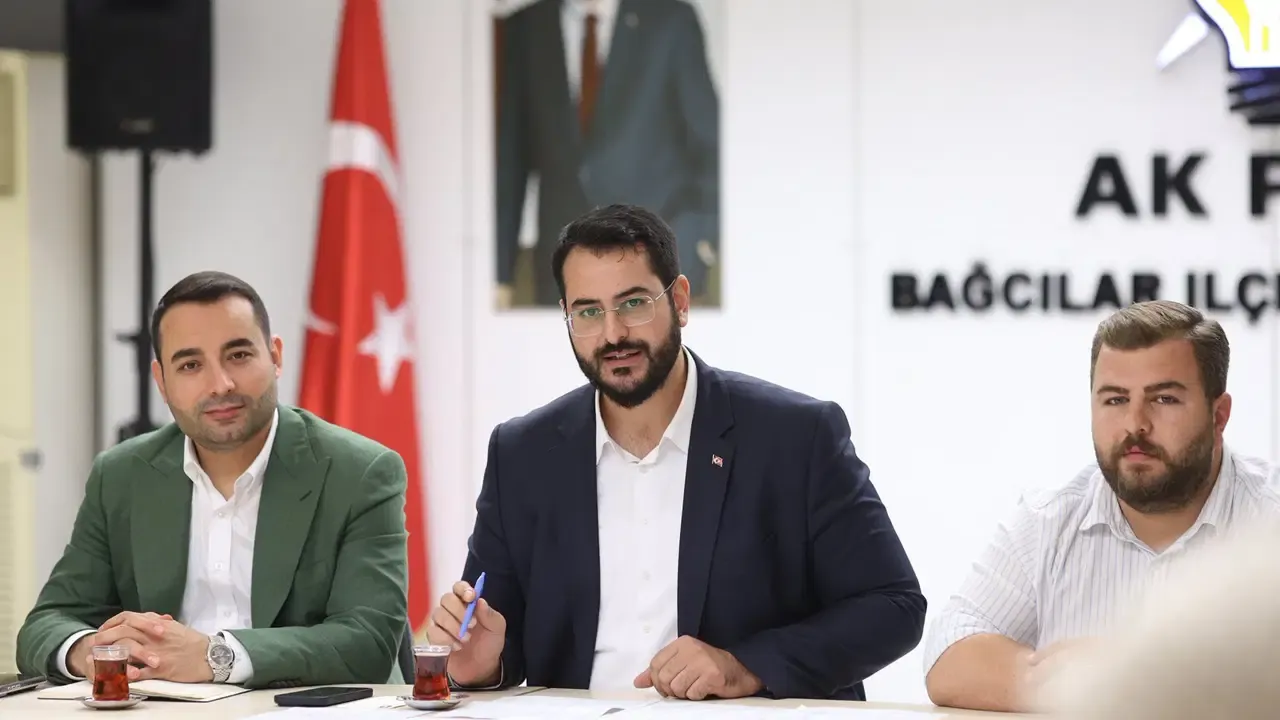 AK Parti’de bir istifa daha!