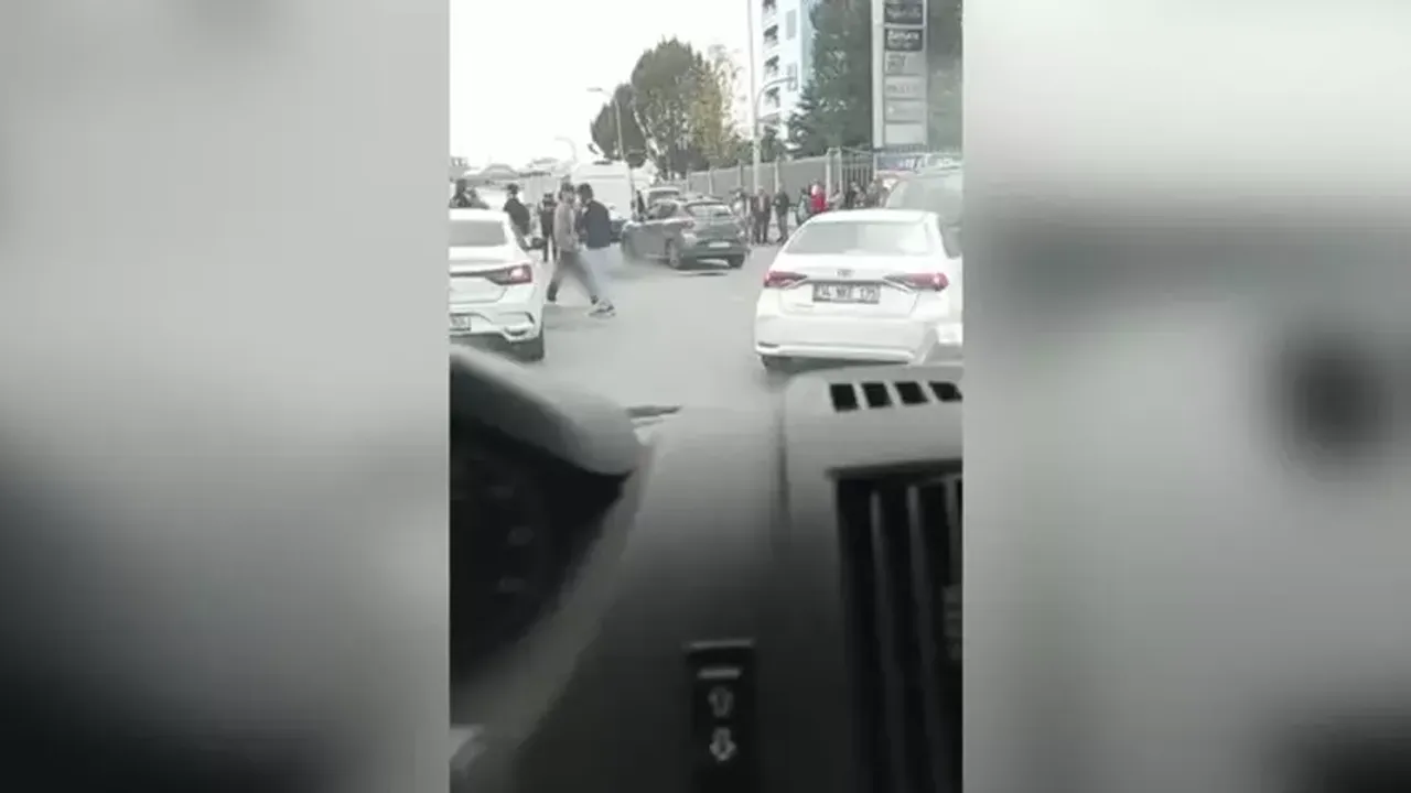 İstanbul Bağcılar'da otomobilin çarptığı yaya öldü