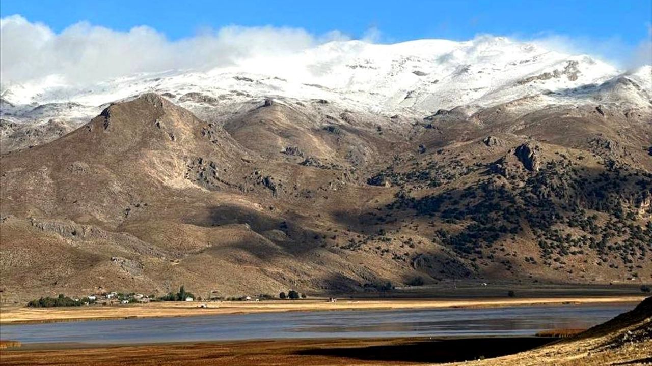 Muğla’ya kış erken geldi: Her yer bembeyaz