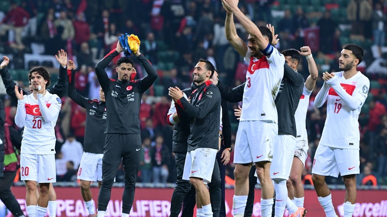 Ay Yıldızlılar’dan futbol şöleni: 4 günde 10 gol