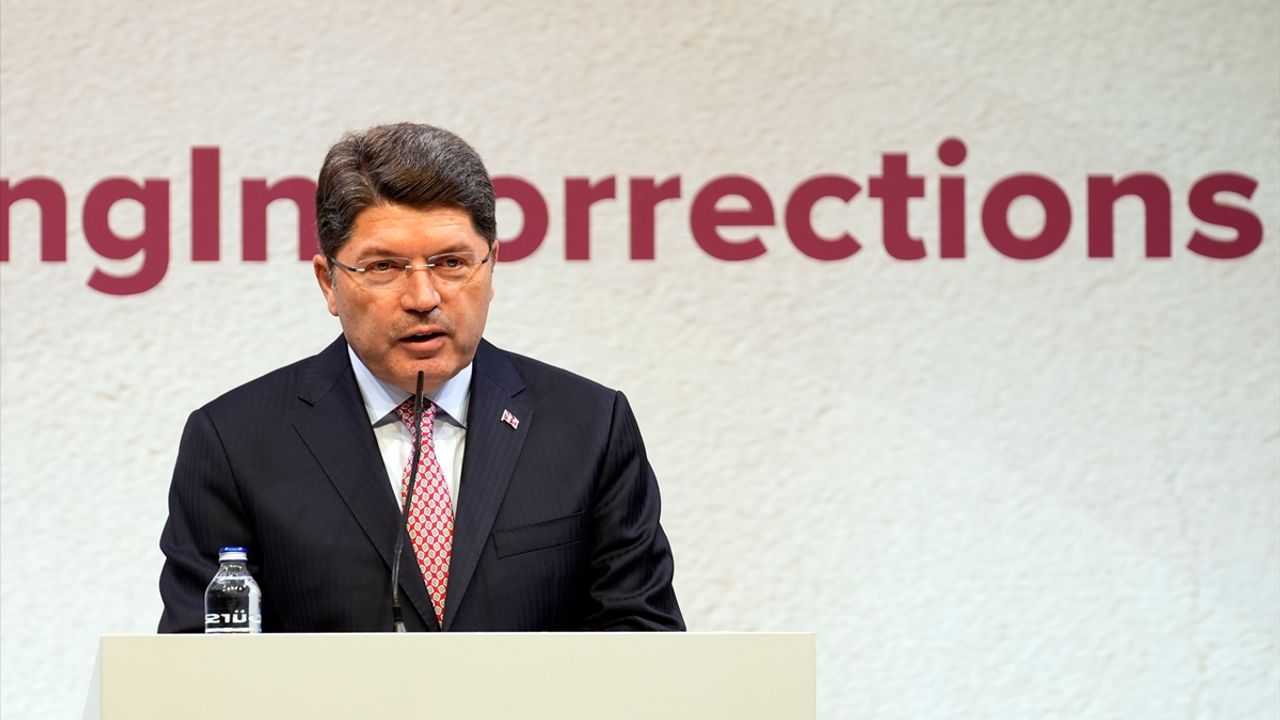 Bakan Tunç İmamoğlu sorularına yanıt verdi