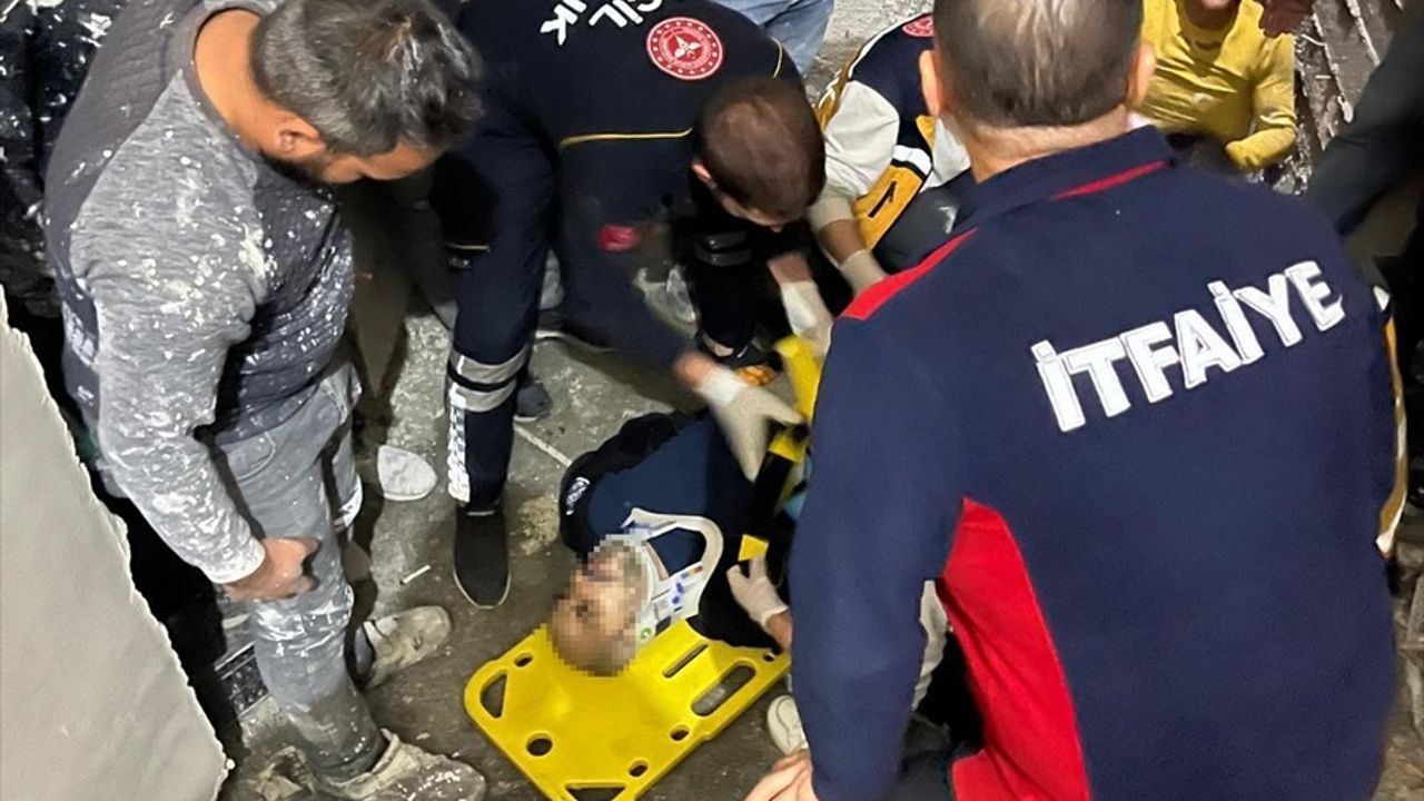 Iğdır'da bir işçi asansör boşluğuna düşerek can verdi