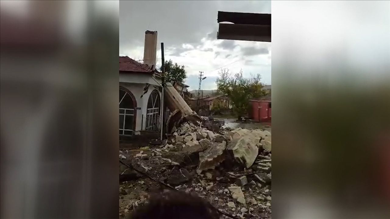 Ankara’yı sağanak ve fırtına vurdu: Bir kişi hayatını kaybetti