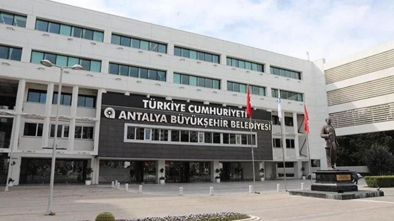Antalya Büyükşehir Belediyesi'ne yeni operasyon! 6 gözaltı