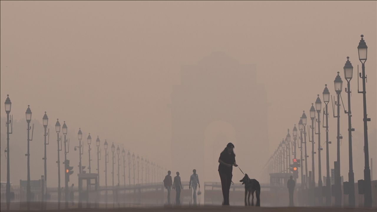 Hindistan hava kirliliğine karşı çareyi yapay yağmurda buldu