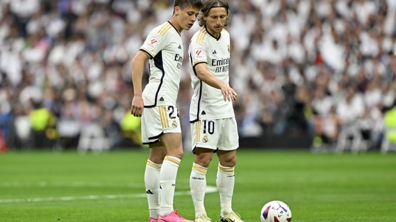 Luka Modric'den Arda Güler'e destek telefonu