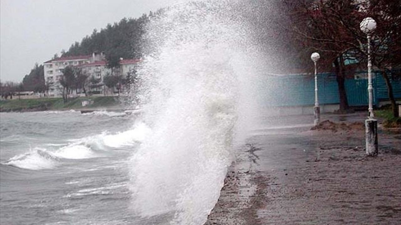Meteoroloji’den yurdun kuzeybatı kesimleri için sel uyarısı