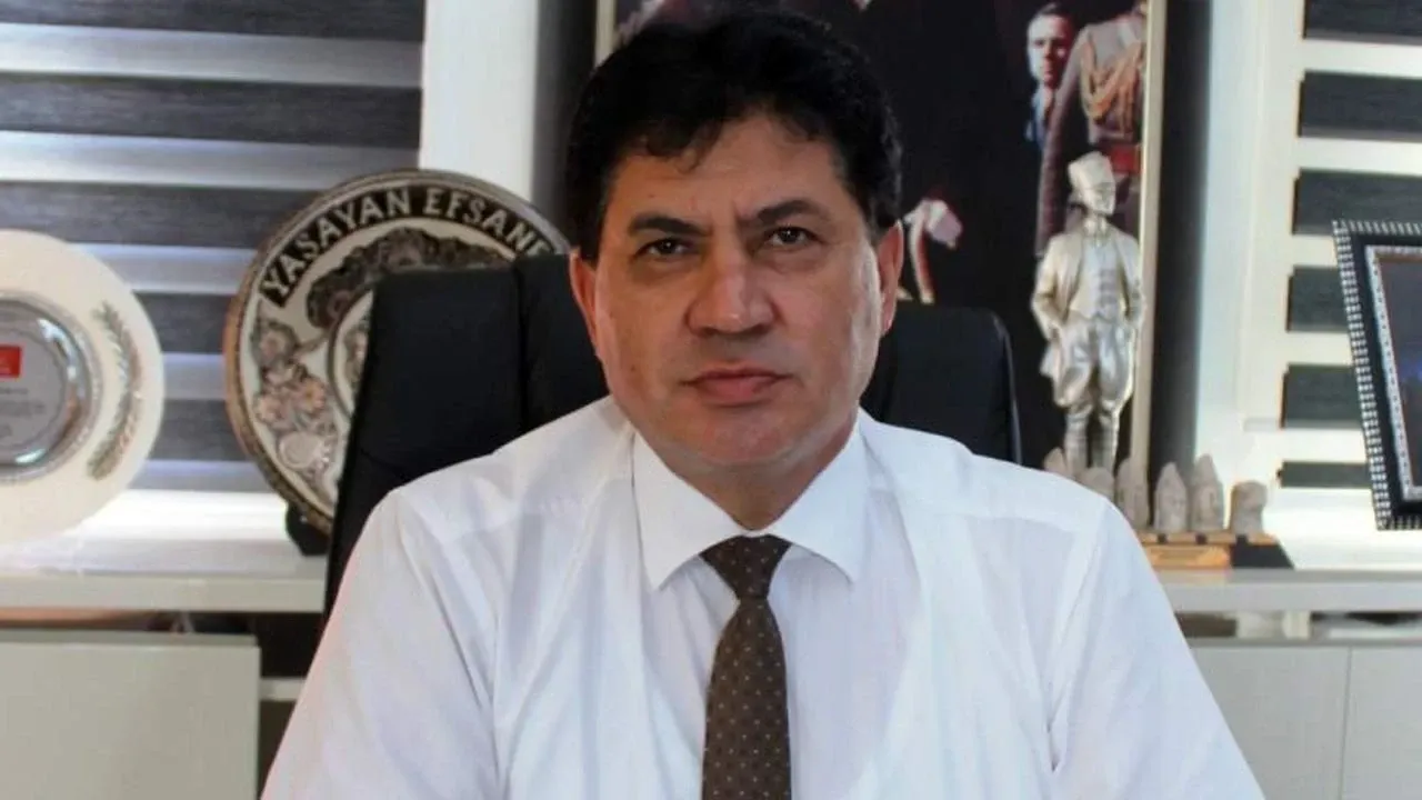 Bir belediye başkanına daha gözaltı! Dolandırıcılıkla suçlanıyor