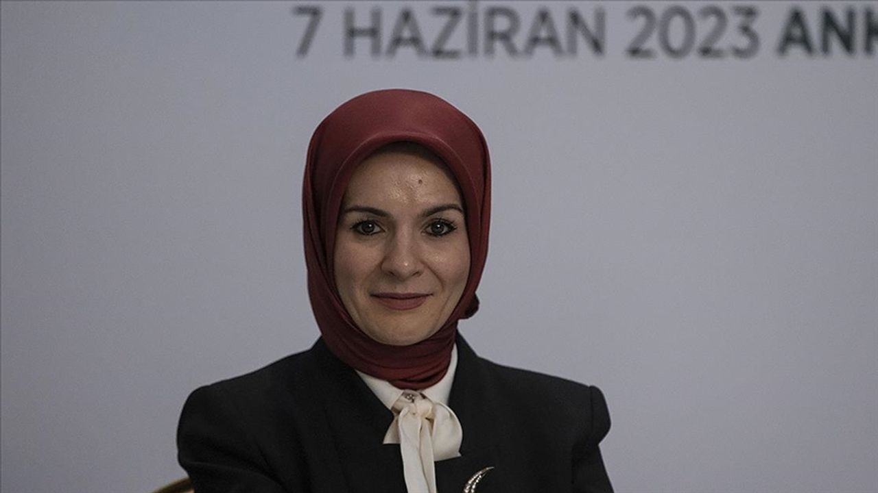 Yaşlı ve engelliler için 7,2 milyar tutarındaki aylıkları hesaplarına yatırılmaya başladı