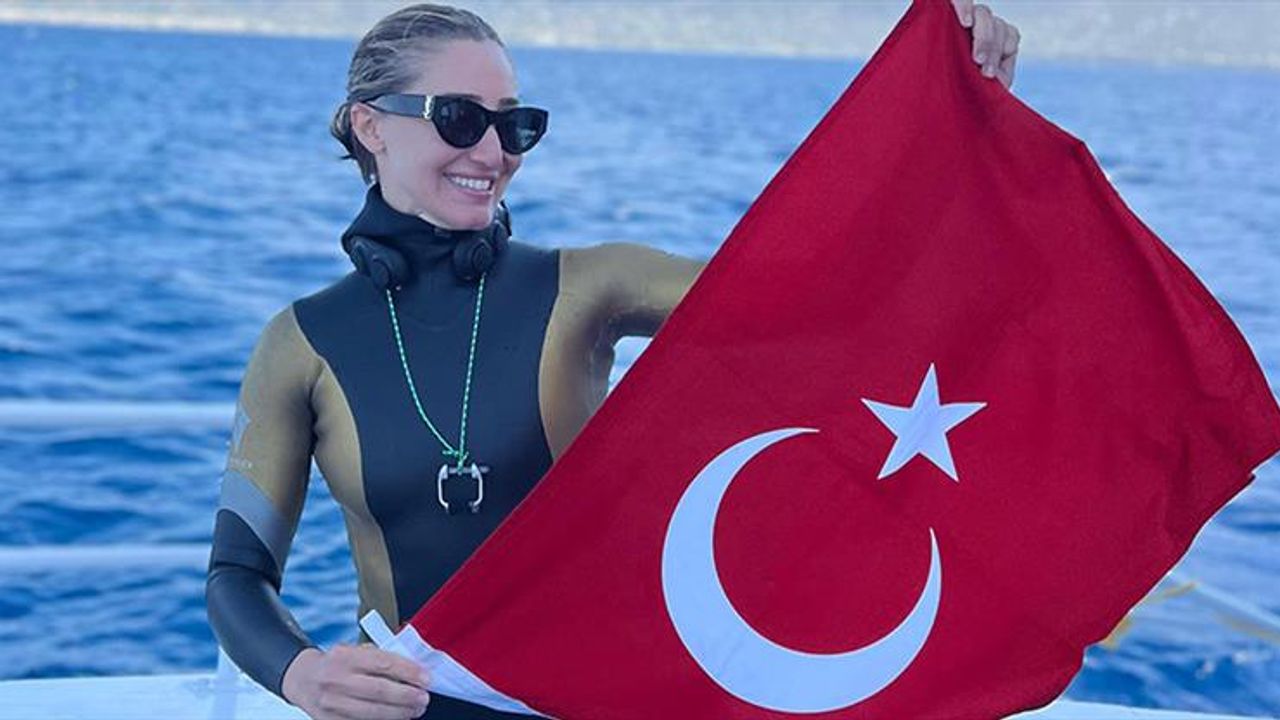 Şahika Ercümen’den Gazze için rekor dalış