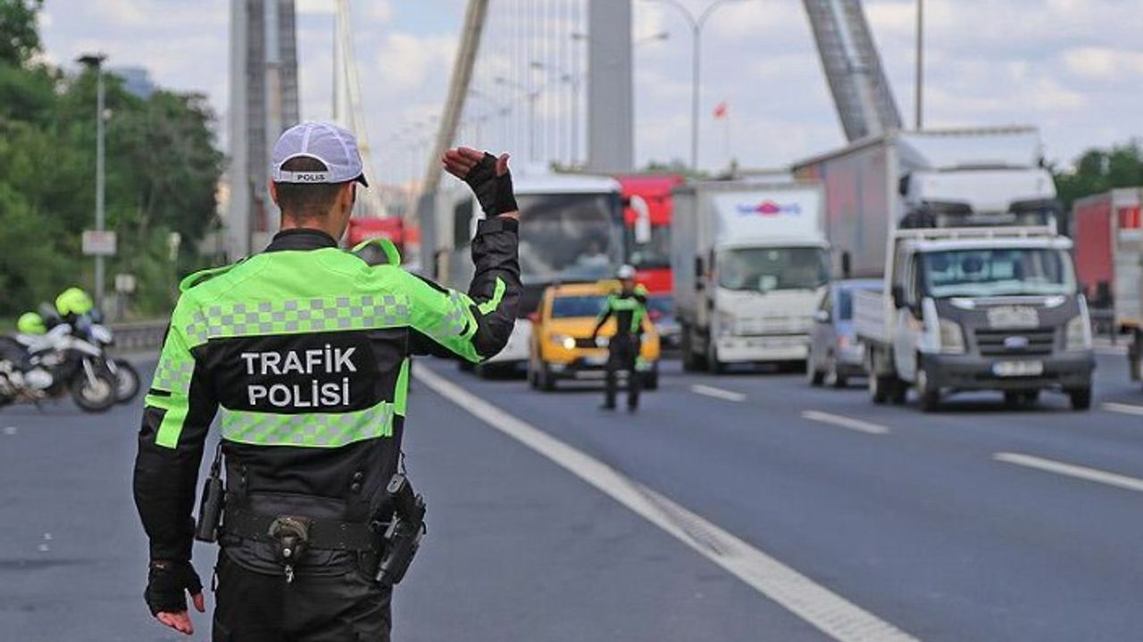 İstanbul'da 29 Ekim Cumhuriyet Bayram sebebiyle hangi yollar trafiğe kapatılacak?