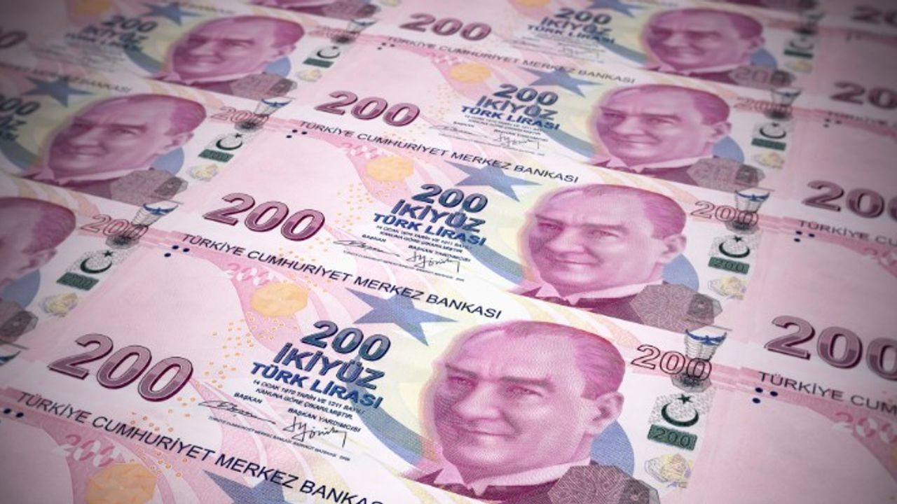 Karar Resmi Gazete'de: Maaşlara kesinti yapılacak