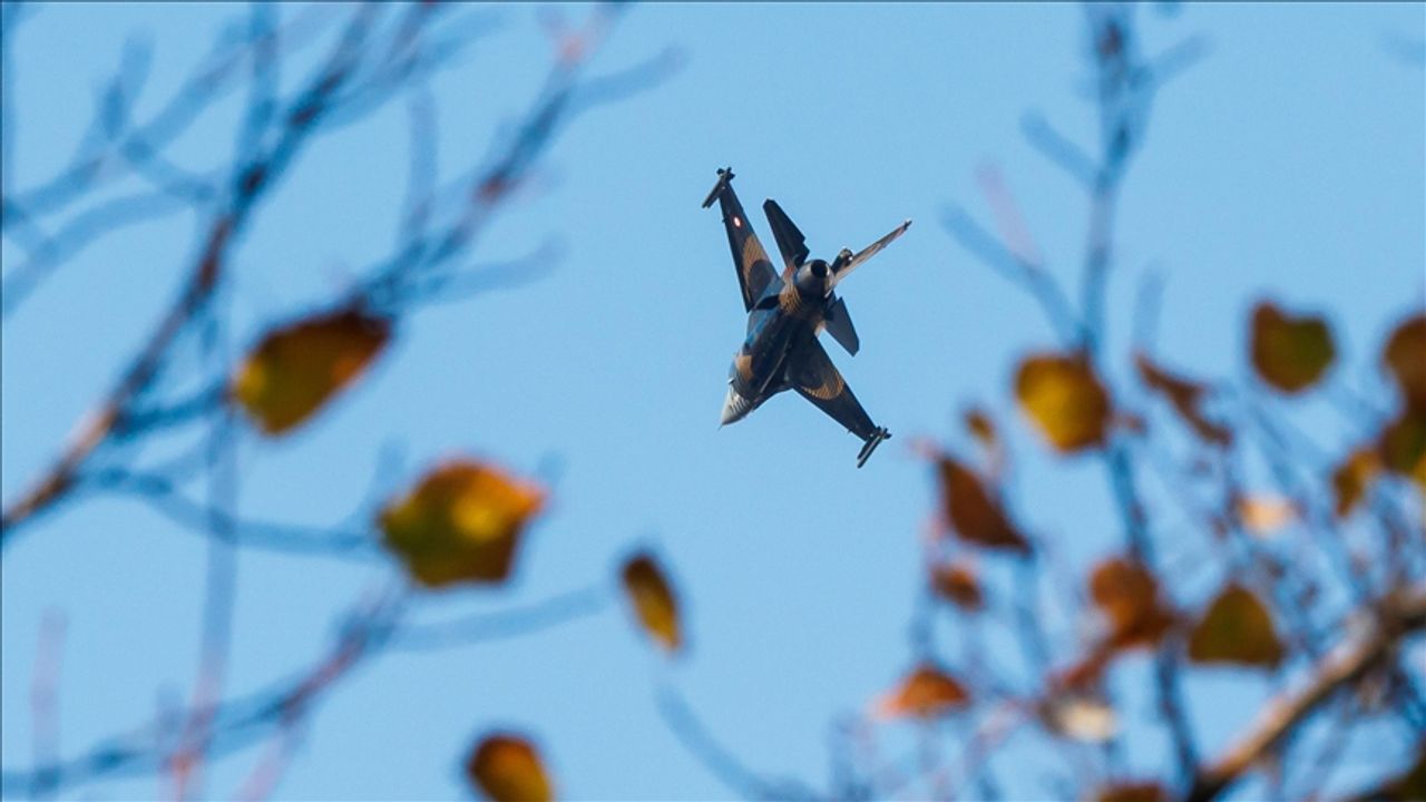 SOLOTÜRK'ten Cumhuriyet'in 102. yılına özel gösteri