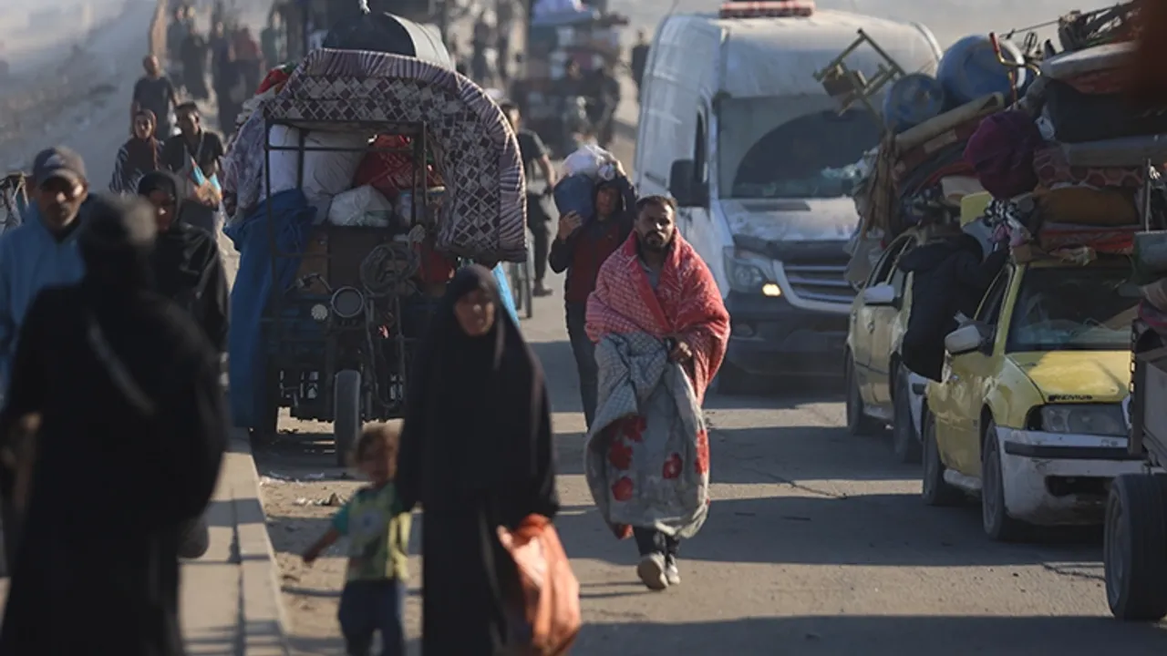 Gazze’de zorunlu göç yeniden başladı: Filistinliler mücadele veriyor