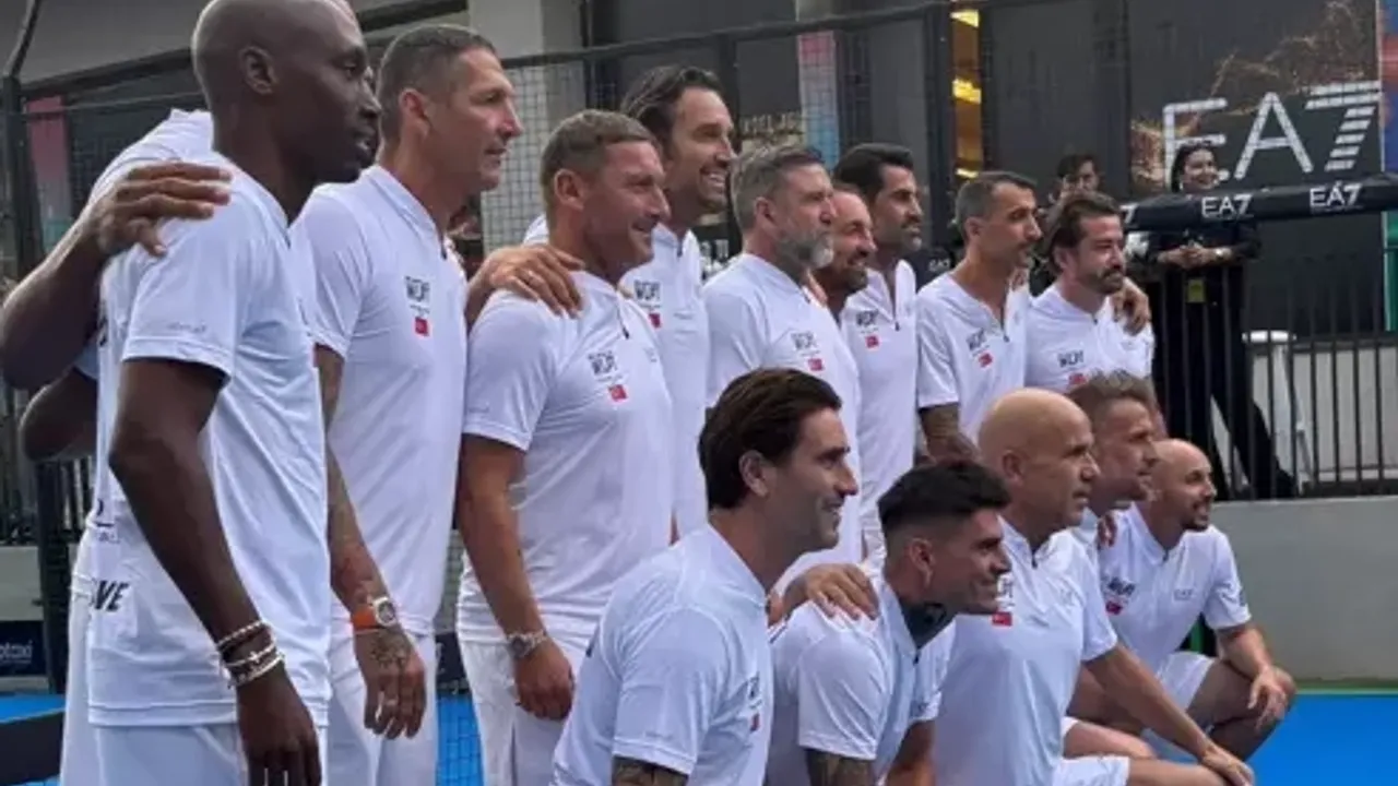 Dünyaca ünlü futbolcular İstanbul’da padel turnuvasında buluştu