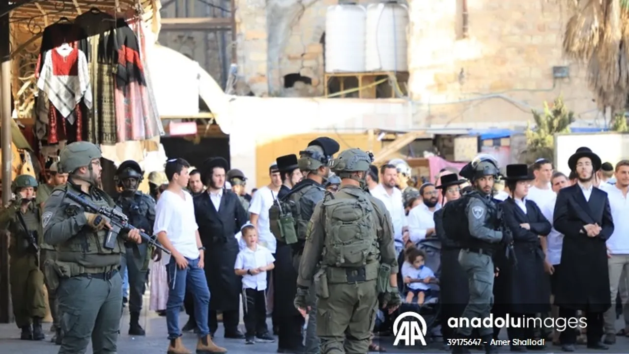 El Halil’de Yahudi Yerleşimcilerden Baskın