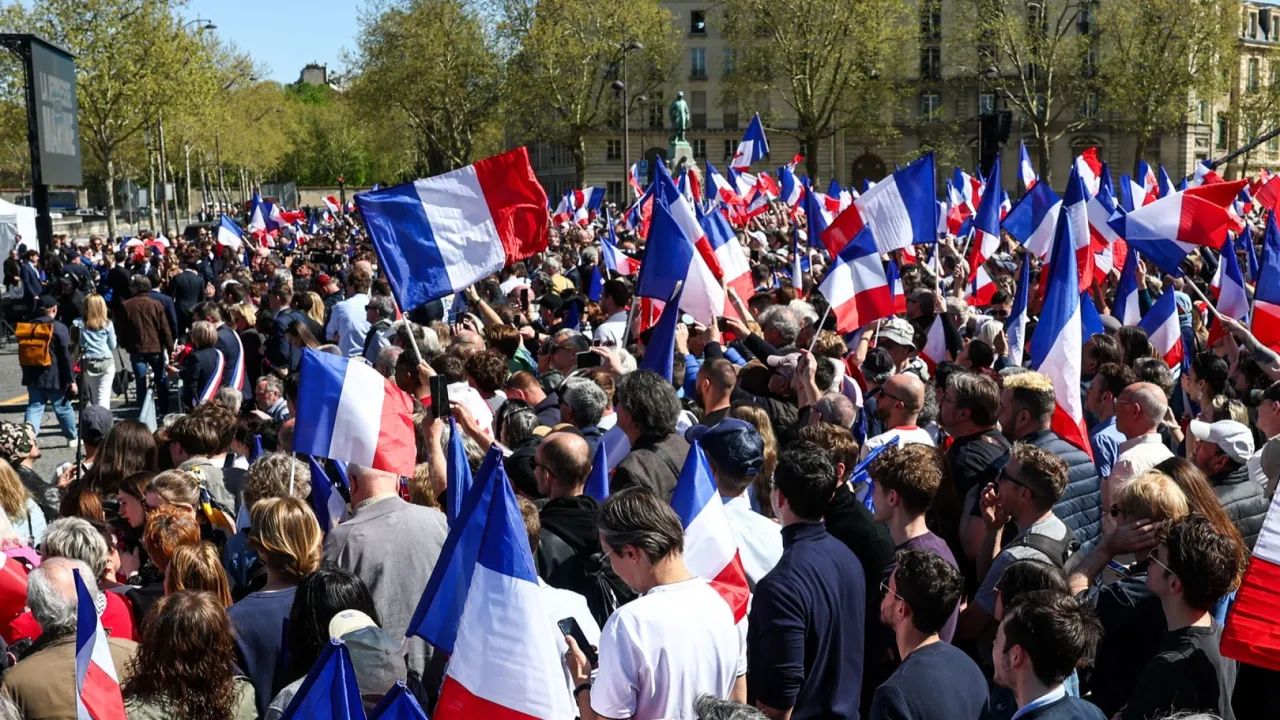 Fransa Avrupa''nın "yeni hasta adamı"