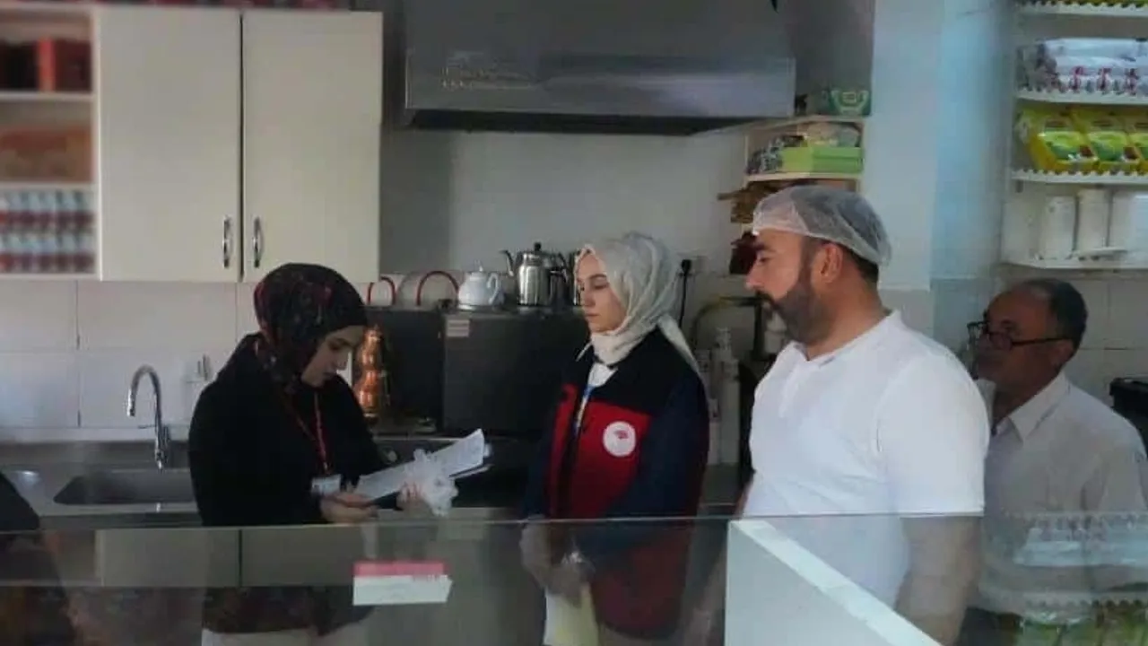 Gıda ve Kontrol Genel Müdürlüğü, okullardaki kantin ve yemekhanelerde denetimler yapıldığını bildirdi: