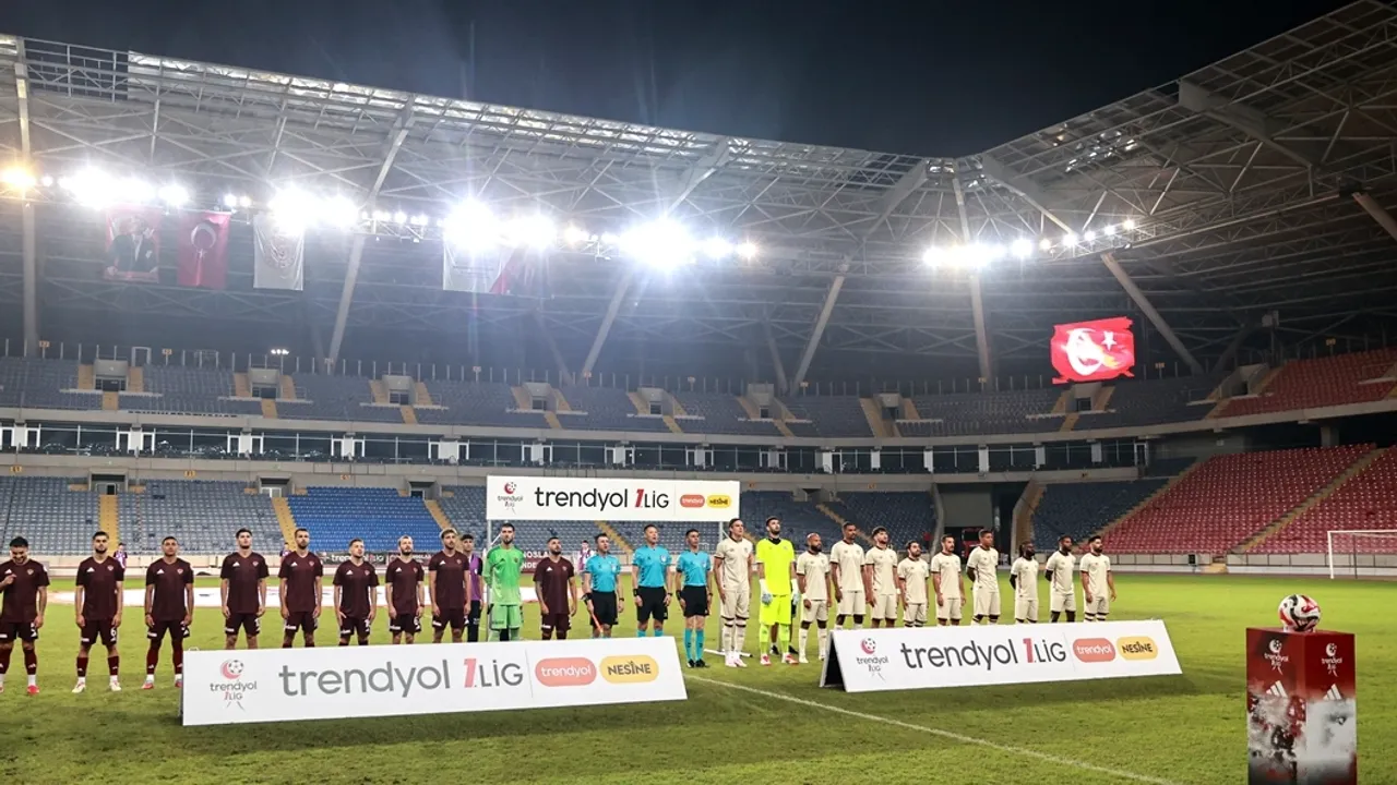 Fenerbahçe 0  Hesap.com Antalyaspor  0 İlk yarı