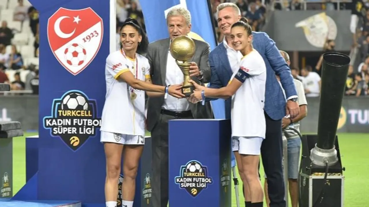 Turkcell Kadın Futbol Süper Ligi’nde 2. hafta maçları başladı