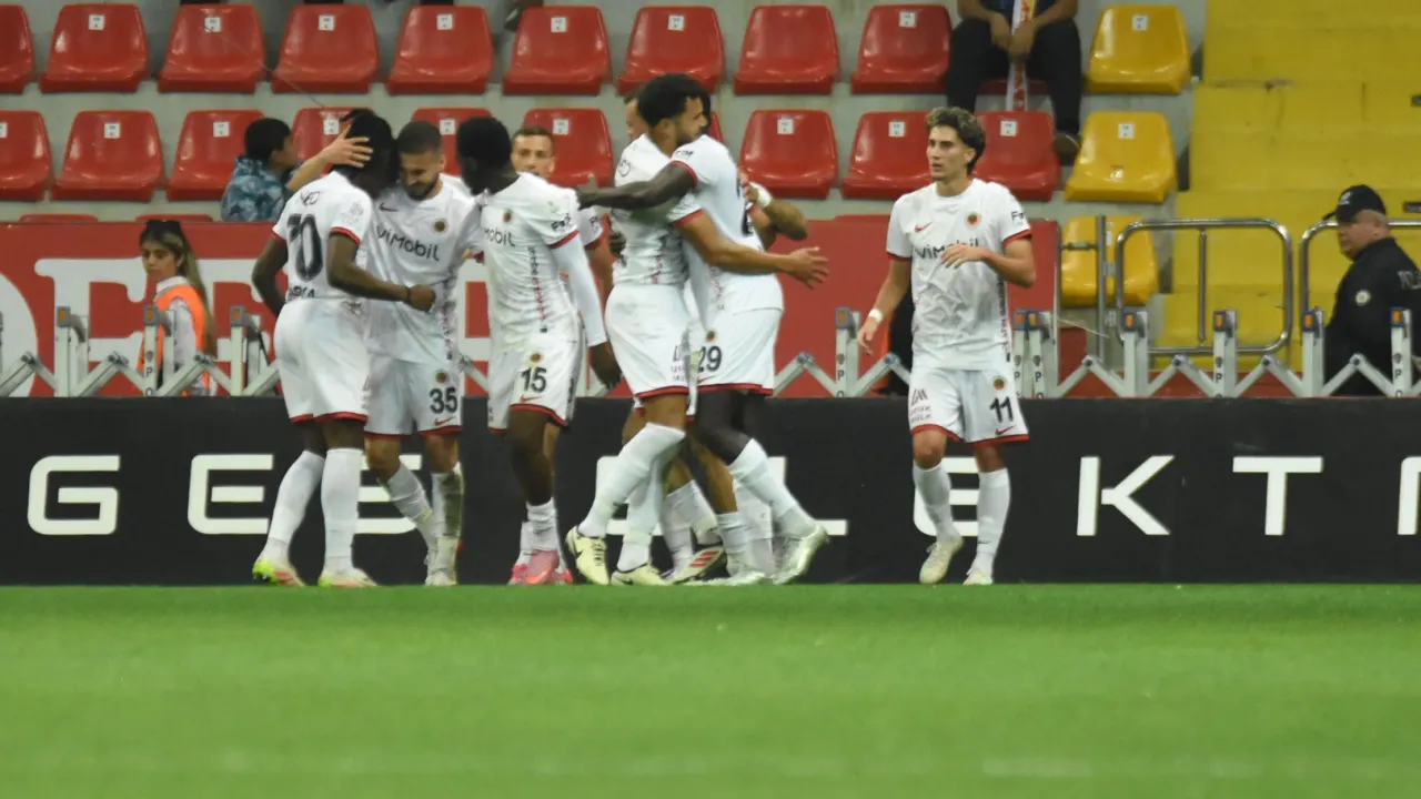 Kayserispor ve Gençlerbirliği puana razı oldu: 1-1