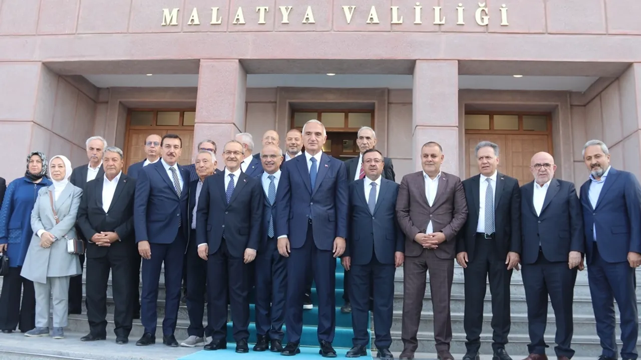 Bakan Ersoy ''''Kültür Yolu Festivali'''' için Malatya''da