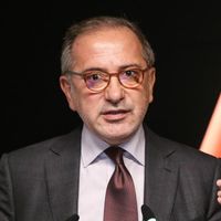 Fatih Altaylı kimdir? Ünlü Gazeteci Fatih Altaylı Biyografisi
