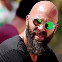 Acun Ilıcalı'nın ortağına yakalama kararı! Esat Yontunç kimdir, kaç yaşında?