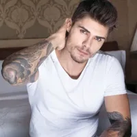 Survivor yarışmacısı Barış Murat Yağcı kimdir? Neden gözaltına alındı?