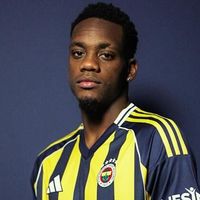 Jhon Durán kimdir, kaç yaşında ve hangi takımda oynuyor?