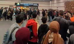 Metro istasyonunda turnike krizi