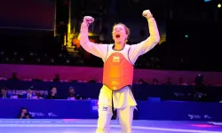 Milli Tekvandocu Merve Dinçel Kavurat dünya şampiyonu oldu