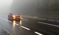 Bolu Dağı'nda sis ve sağanak etkili oluyor