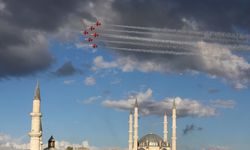 Türk Yıldızları yine büyüledi