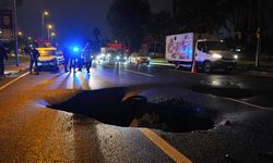 Vatan Caddesi'nde yol çöktü: 1 kişi yaralandı