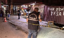 Adana'da çay ocağına silahlı saldırı: Polis kovaladı şüpheli yakalandı