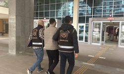 İmam cübbesiyle partiye katılan genç adliyeye getirildi