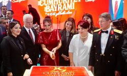 İstanbul Valiliğin’de Cumhuriyet resepsiyonu