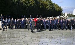 Cumhurbaşkanı Erdoğan Anıtkabir Özel Defteri’ni imzaladı:  Kararlılık içinde çalışıyoruz