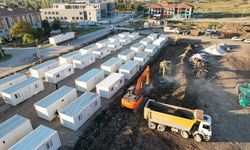 Sındırgı'da konteyner kent kurulumu tüm hızıyla sürüyor