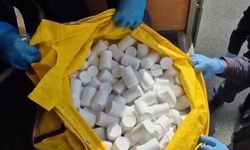 Çorum'da ev eşyası gibi uyuşturucu taşıdılar
