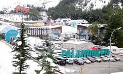 Palandöken'de zirveye düşen kar: Turizme umut oldu