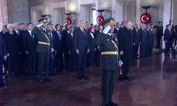Cumhurbaşkanı Recep Tayyip Erdoğan, Anıtkabir'i ziyaret etti