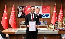 Özgür Çelik bir kez daha mazbatasını aldı