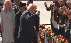 Donald Trump Malezya'da: "O zaman dans"