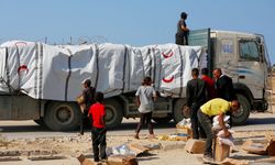 İsrail geri adım attı! Gazze'ye yardımlar yeniden başladı