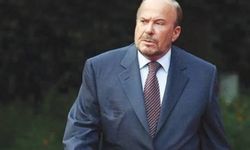 Arnavutluk üzgün: Eski Başbakan Nano hayatını kaybetti