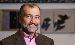 Murat Ülker gündeme oturdu: Anamın evinde oturuyorum, bütün evlatlar aynı evde yaşıyoruz