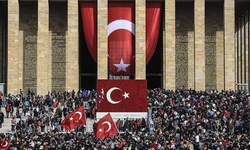 Siyasilerden 29 Ekim mesajları: Cumhuriyetimizi gururla geleceğe taşıyoruz