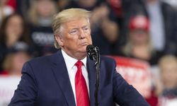 Trump: Protestolar bir şaka, ben kral değilim